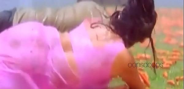  Isha Gopikar wet saree panty visible wet butt